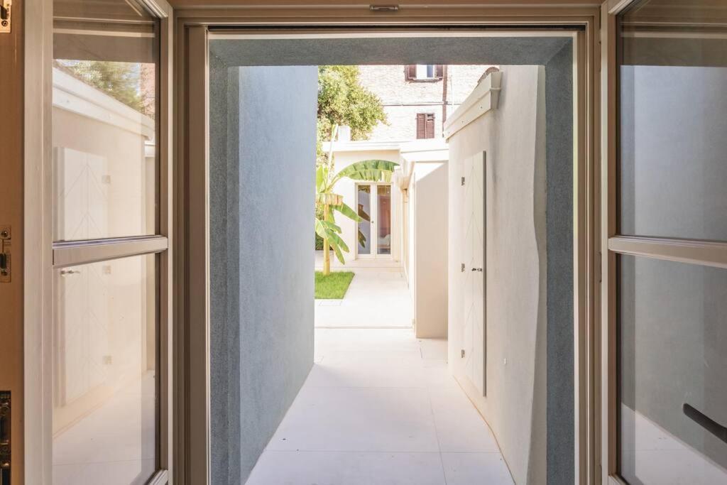 הוילה Luxury & Design: Oasi Nel Centro Storico Di רימיני מראה חיצוני תמונה